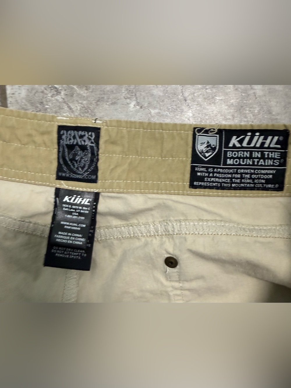 KÜHL Revolver Lean Casual Khaki Pants Pocket Detail 38x32 - Picture 7 of 10